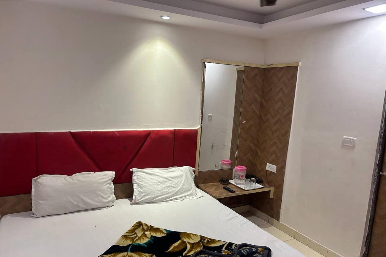 Shree Lodge Near New Delhi Railway Station, Paharganj Экстерьер фото
