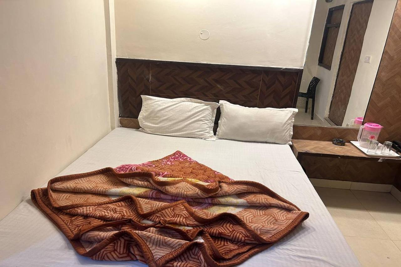 Shree Lodge Near New Delhi Railway Station, Paharganj Экстерьер фото